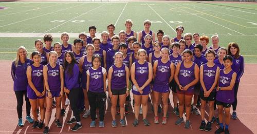 group photo cross country team